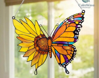 Butterfly Daisy Acrylic Suncatcher, Window Hanging Decor, Floral Butterfly Ornament, Garden Gift, Nature Lover Sun Catcher