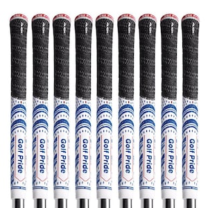 Könnte beinhalten: Neun Golfschlägergriffe. Die Griffe haben einen schwarzen, strukturierten oberen Teil und einen weißen unteren Teil mit blauen und roten Akzenten. Der Text "Golf Pride" ist auf dem unteren Teil aufgedruckt.