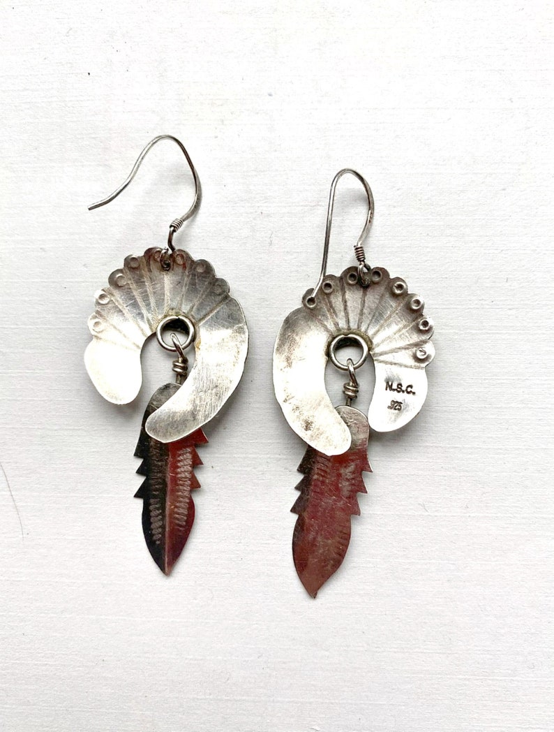 Native American vintage Navajo sterling silver and onyx oval concho and feather dangle earrings