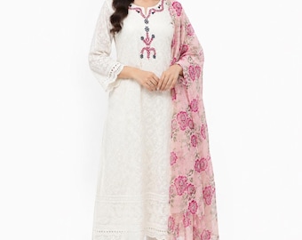 Chikankari Anarkali Kurta Set / Pantalón de algodón bordado, Dupatta de seda