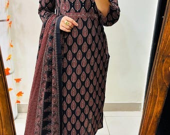 Conjunto de traje negro con estampado Ajrakh para mujer / Conjunto étnico de kurta y dupatta / Ropa india bohemia