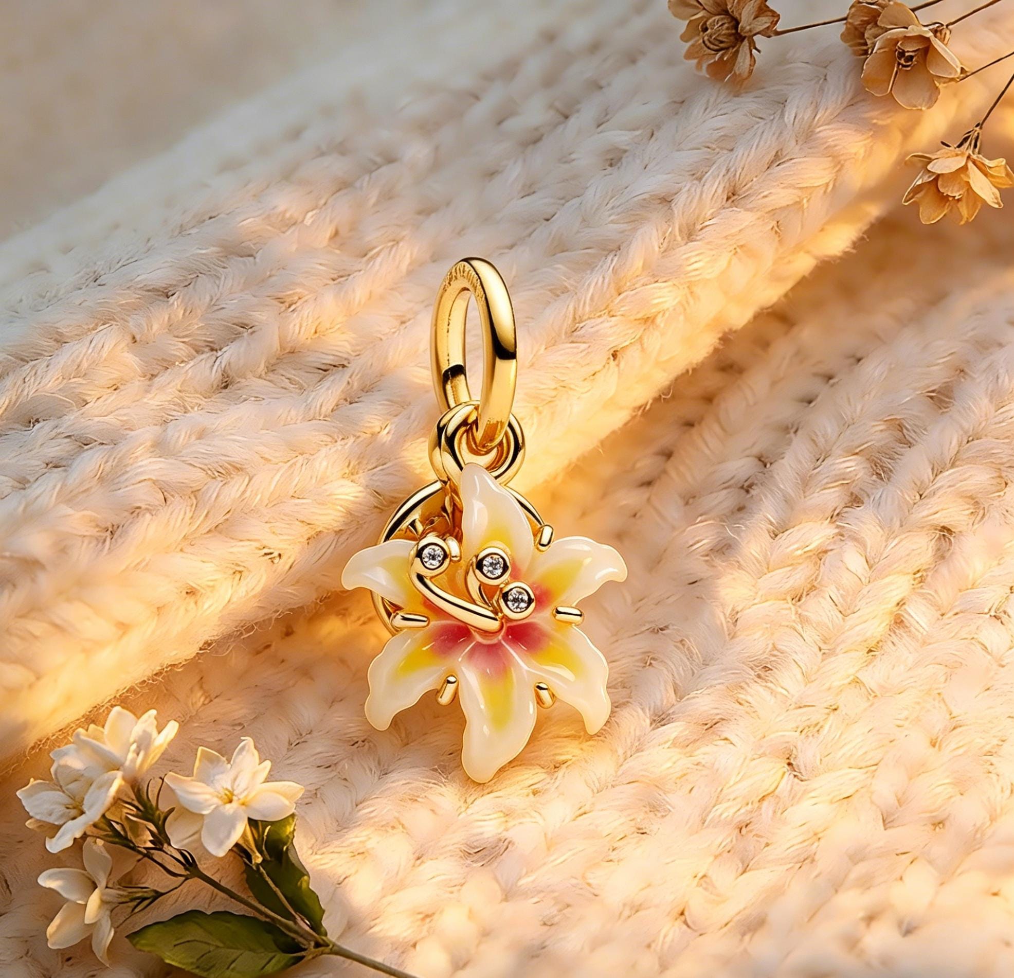 Rapunzel pandora charms - Etsy 日本 Rapunzel pandora charms - Etsy 日本