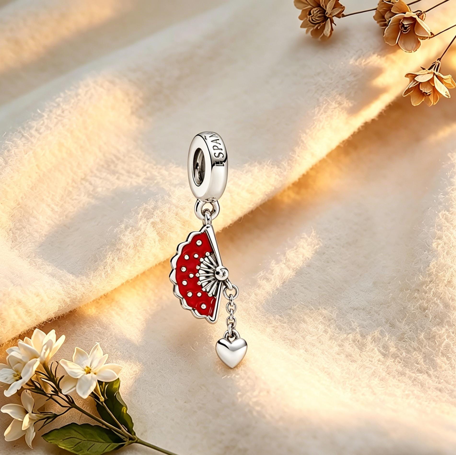 Spain charm pandora - Etsy 日本