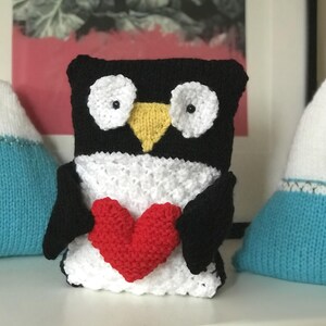 Modello per maglia ToyPenguin con cuore