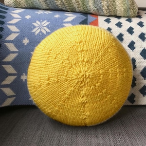 Chunky Sun Cushion Knitting Pattern