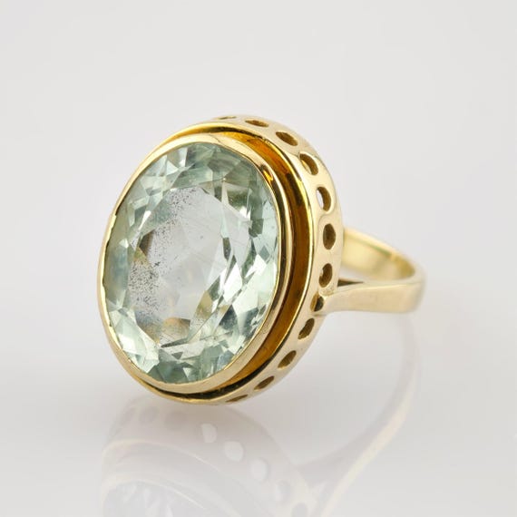 Statement-Ring aus Gold mit großem Aquamarin - image 1