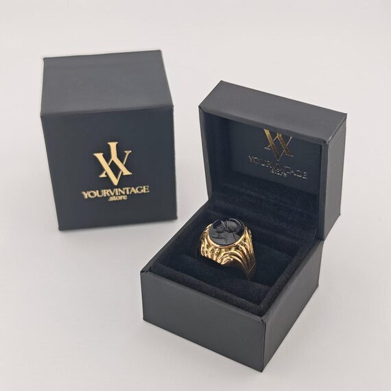 Klassischer Statement-Ring aus Gold mit Onyx-Kamee - image 6