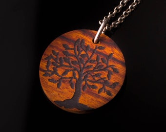 Arbre de vie du bois pendentif avec chaine en argent