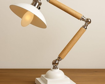 Lámpara de mesa blanca con base de 3 brazos, metal niquelado y madera, iluminación escandinava moderna