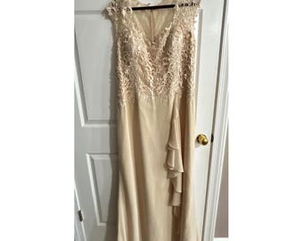JJ's House Champagne Lace Ruffle Front Formal Timeless Evening Gown Dress