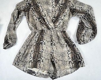 Audrey 3+1 Women's Long Sleeve V-Neck Snake Print Chiffon Romper