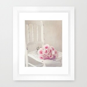 Fotografie - Blumenstrauß aus Rosen-Foto, Blumenstillleben, rosa Rosen Druck, Wand, rosa und weiß Kunst, Kinderzimmer Dekor, Feminine Dekor Bild 2