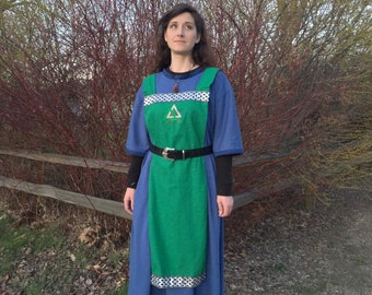 Viking Apron Dress - The Voyager - Green Linen with Valknut - Womens Apron Dress - Viking Garb - Viking Clothing - Viking Costume