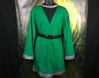 Viking Tunic - The Explorer - Medium Kelly Green Cotton with Inset - Long Sleeves - Viking Garb - Viking Clothing - Viking Reenactment