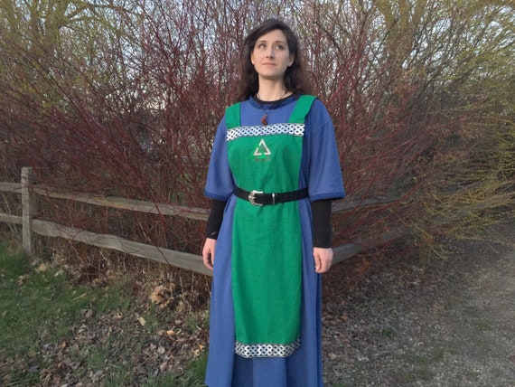 Viking Apron Dress - The Voyager - Green Linen with Valknut - Womens Apron Dress - Viking Garb - Viking Clothing - Viking Costume