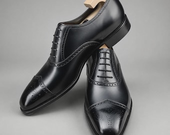 Schwarze Herren-Oxford-Schuhe mit Kappe, handgefertigte luxuriöse Lederschuhe für formelle Anlässe und Hochzeiten