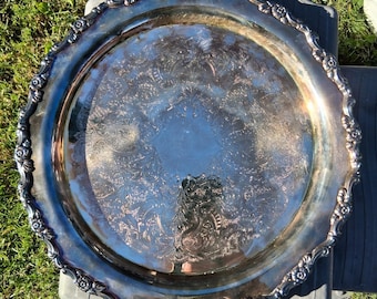 Vintage versilbertes Butler-Tablett: Oneida Floral geätzte Servierplatte