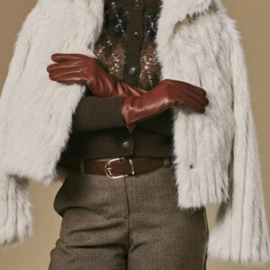 Women’s Extra Long Sheepskin Leather Gloves for Winter Wear | hadaf&co.