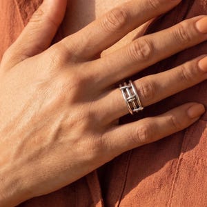 Bague entrelacée Multi-bandes épaisses assemblage par couches Bague luxueuse Bijoux délicats pour elle