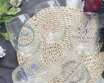 Personalisiertes klares Weinglas, benutzerdefiniertes Paar-Namensglas, Hochzeit für Trinkgefäße, graviertes stammloses Weinglas, Brautparty-Geschenk-Glas-Set