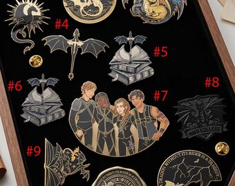 Colección de pines acrílicos de dragones fantásticos, pines literarios, inspirados en la Escuela de Guerra, regalo para jinetes de dragones, artículos para amantes de los libros, pines de colección.