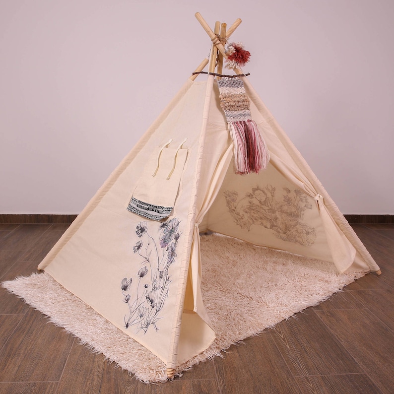 Original Unique Illustrated Canvas Teepee Children Play Tent Tipi Handmade Unbleached Organic Kids Teepee Tent Organic Toy Wigwam