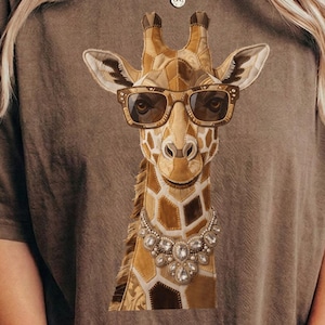 Giraffe Sunglasses PNG, Chic Giraffe Clipart, Fashion Safari Animal Digital Download for T-Shirts, Sublimation & Crafts