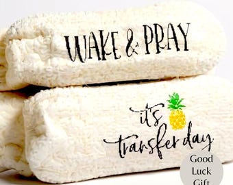 Ivf Transfer Socks Embryo Day Accessory Fertility Journey Support Gift Personalized Custom Implantation Comfort Wear Procedure Wake pray