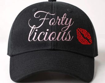 Personalized 40th Birthday Shirt Fortylicious Gift Set Custom Sash Hat Funny Gift Idea Customized Outfit for Women Party Celebration