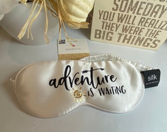 Sleep mask | travel gift | travel sleepmask | travel accessories | travel gift | gift for her | gift for mom | travel gift