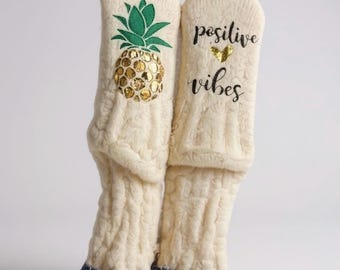 Personalized Positive Vibes IVF Socks Custom Fuzzy Socks for Egg Retrieval Day Customized Transfer Day Gift Idea Fertility Support Socks