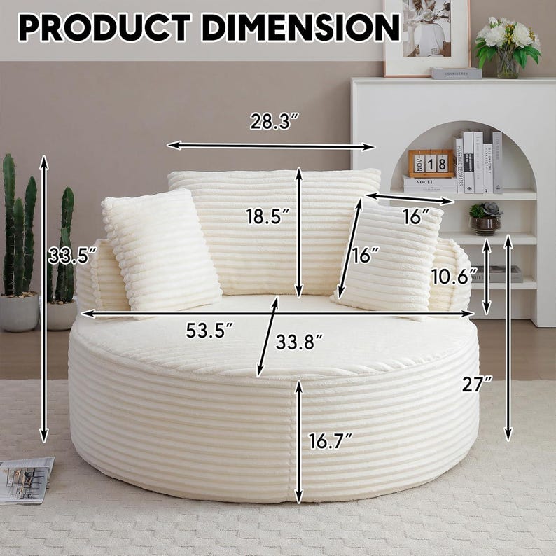 Puede incluir: Una silla redonda de acento color crema con textura de pana. La silla tiene un di&aacute;metro de 135.9 cm, una altura de 68.6 cm e incluye varias almohadas a juego. El texto "PRODUCT DIMENSION" est&aacute; en la parte superior.