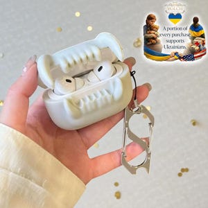 Monster Teeth AirPods-hoesje – 3D-siliconen beschermhoes met sleutelhanger