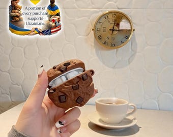 3D Chocolate Chip Cookie AirPods Case – Protective Cover