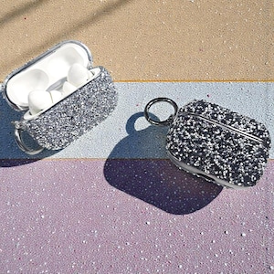 AirPods、いろいろスワロ Swarovski crystal airpods pro case - Etsy 日本