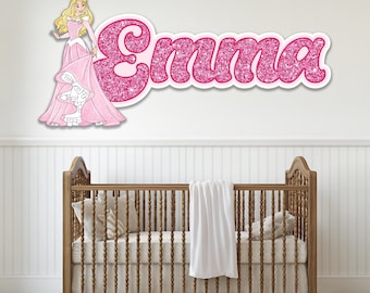Decoración de pared de madera personalizada para habitación infantil de la Princesa Aurora, arte de pared de madera con nombre de personajes de Disney para guardería, letrero de puerta con aspecto brillante para habitación de bebé