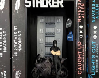 BookNook Biker Stalker