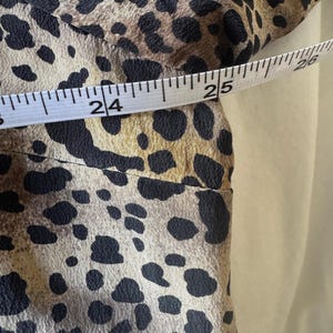 Vintage Adrianna Papell Silk Leopard Print Duster | Plus Size 20L Longline Tunic Jacket | Y2K Mob Wife Aesthetic Cheetah Silk Top image 7