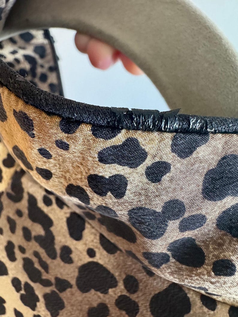Vintage Adrianna Papell Silk Leopard Print Duster | Plus Size 20L Longline Tunic Jacket | Y2K Mob Wife Aesthetic Cheetah Silk Top image 4