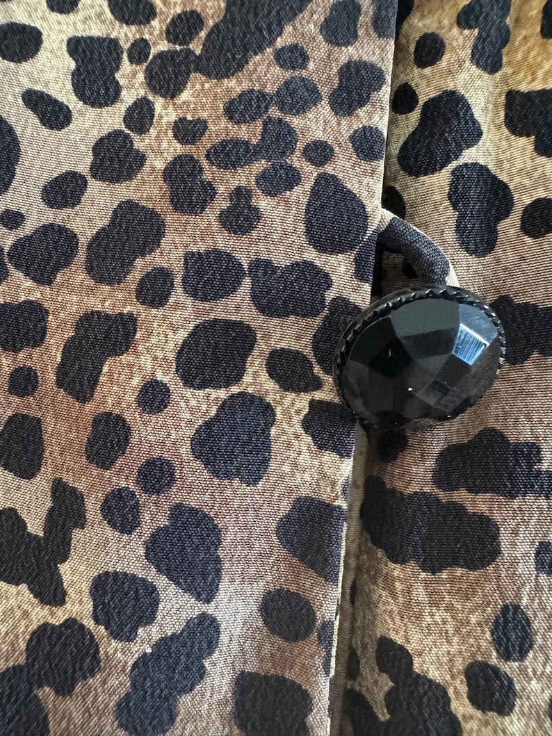 Vintage Adrianna Papell Silk Leopard Print Duster | Plus Size 20L Longline Tunic Jacket | Y2K Mob Wife Aesthetic Cheetah Silk Top image 5