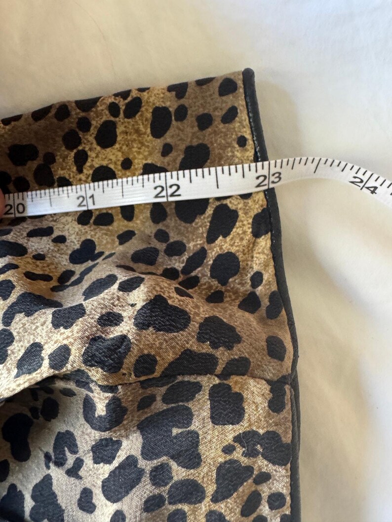 Vintage Adrianna Papell Silk Leopard Print Duster | Plus Size 20L Longline Tunic Jacket | Y2K Mob Wife Aesthetic Cheetah Silk Top image 8