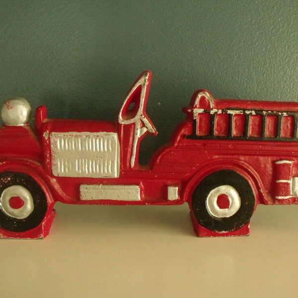 Cast Iron Firetruck Door Stop Vintage Fire Engine Doorstop