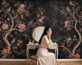 Dark Moody Chinoiserie Vogel Tapete: Schwarzes Garten Wandbild mit Pfingstrosen