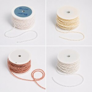 Ribete de perlas de 25 m x 4 mm – Guirnalda de perlas para bodas, color blanco marfil, crema, oro rosa, ideal para manualidades, costura y decoración de pasteles.