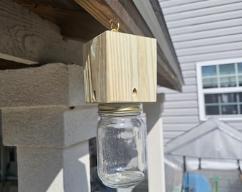 Basic Wood Carpenter Bee Trap