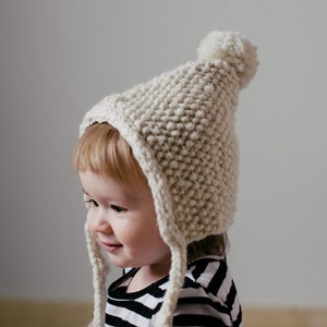 Knit baby bonnet pattern, knit toddler bonnet pattern, knit bonnet with pompom, bulky yarn baby hat pattern, bulky yarn toddler hat pattern image 1