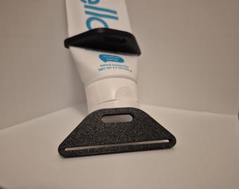 Toothpaste Squeezer