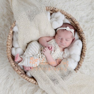 Pearl & Rhinestone Bow Headband for newborns, foto bebe, perfect for photoshoots, baby bling, newborn headband, Lil Miss Sweet Pea image 3