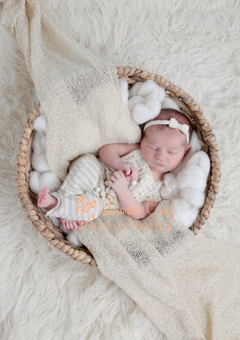 Pearl & Rhinestone Bow Headband for newborns, foto bebe, perfect for photoshoots, baby bling, newborn headband, Lil Miss Sweet Pea image 3