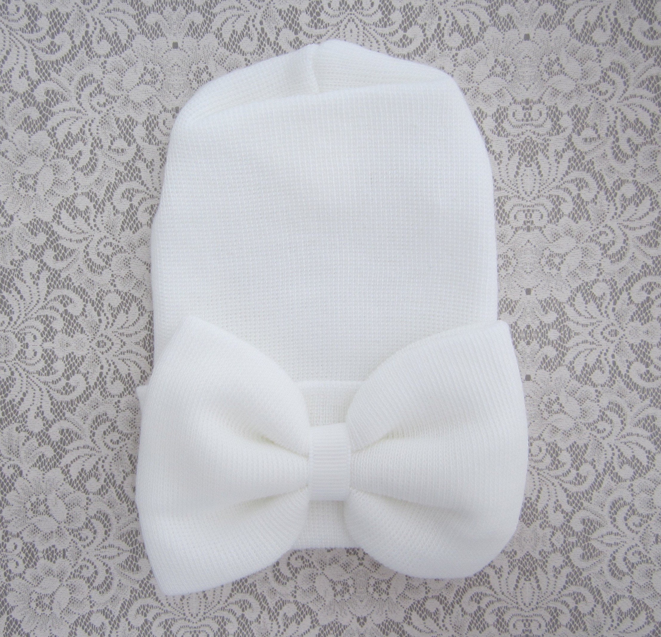 Newborn Hospital Hat, white with bow 